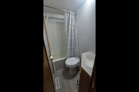 Chris's Vanguard 258 Fifth Wheel