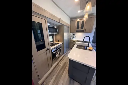 Jillian's Grand Design Reflection 311BHS Fifth Wheel