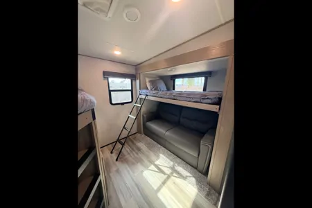 Jillian's Grand Design Reflection 311BHS Fifth Wheel