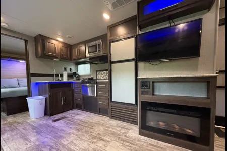 Luxury Crossroads Escape