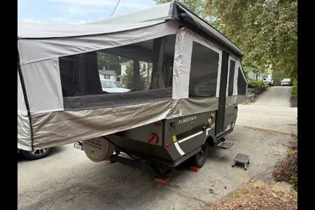 Wilkins Roaming RVs Flagstaff 228LTD Tent Trailer