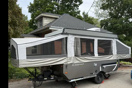 Wilkins Roaming RVs Flagstaff 228LTD Tent Trailer