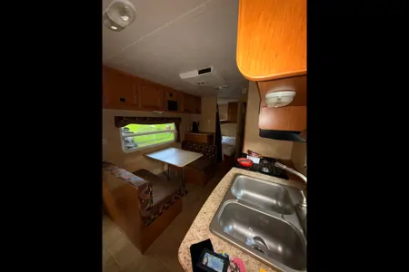 🌟 Your Home Away from Home Awaits – Where Comfort Meets Adventure! 🌟