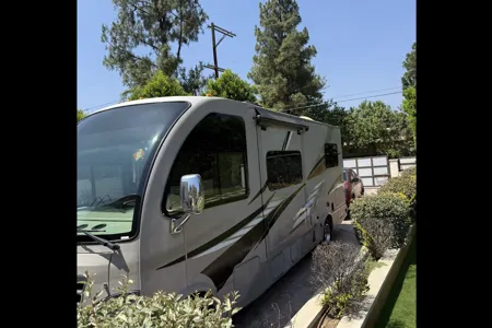 blessing RV !!! Thor Motor Coach 2015 Class A