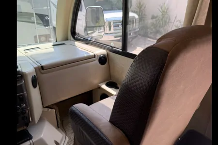 blessing RV !!! Thor Motor Coach 2015 Class A