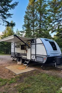 Roulotte Coachmen Apex Nano 208 BHS