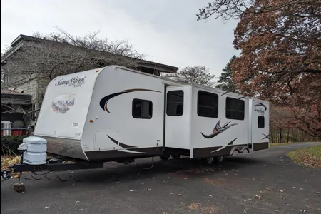 The Ultimate Family Bunkhouse - 2014 SunnyBrook Sunset Creek Classic 340 BHDS Travel Trailer