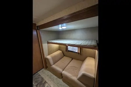 The Ultimate Family Bunkhouse - 2014 SunnyBrook Sunset Creek Classic 340 BHDS Travel Trailer