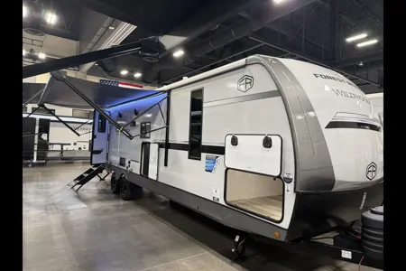 Brand New 2025 Forest-River Family Bunkhouse 36ft
