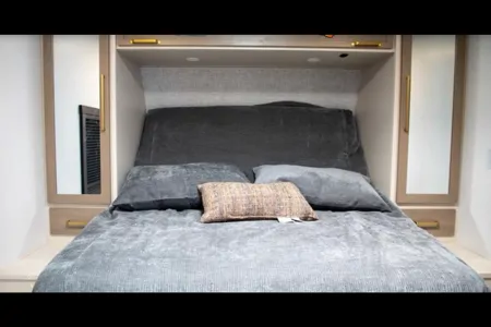 Brand New 2025 Forest-River Family Bunkhouse 36ft