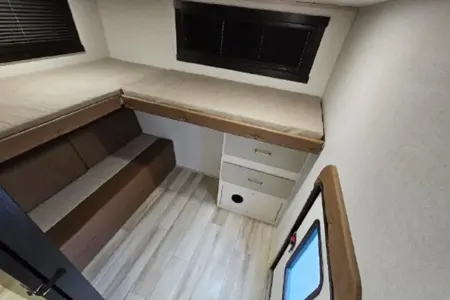 Brand New 2025 Forest-River Family Bunkhouse 36ft