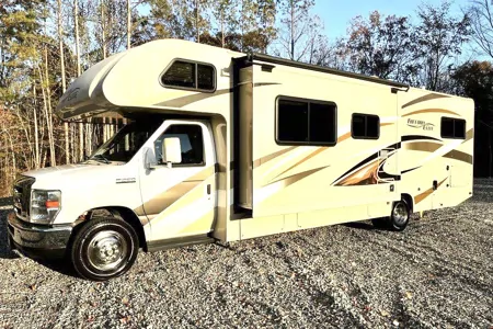 Freedom Elite Class C Bunk Floorplan Sleeps 6-8