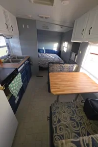 E&J Fleetwood 2004 Travel Trailer