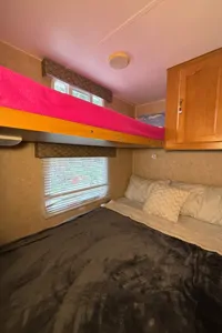 Dreamer Cozy Camper