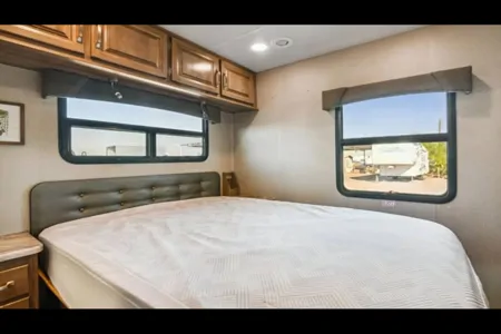 2020 Jayco Greyhawk 31FP: Spacious, Comfort& Fun!