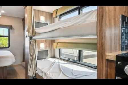 2020 Jayco Greyhawk 31FP: Spacious, Comfort& Fun!