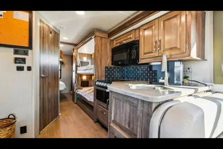 2020 Jayco Greyhawk 31FP: Spacious, Comfort& Fun!