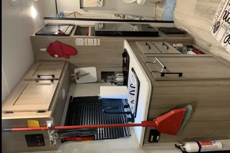 The Scoot Around Colman 17 B Travel Trailer