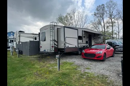 Chris's Heartland Sundance Premium Fifth Wheel
