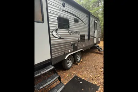 Chuck's Coachmen Catalina Travel Trailer