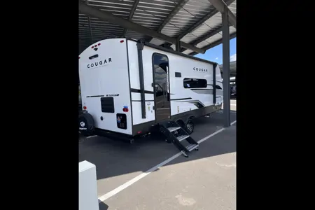 RICHARD's Keystone Cougar Travel Trailer