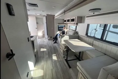 Tommy's Forest River Rockwood ultra light 2911BS Travel Trailer