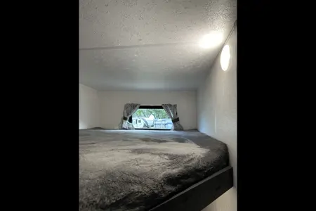 KZ Sportsmen Travel Trailer