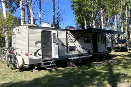 Hideout 28 Bunk House Travel Trailer