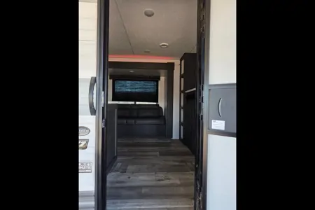 2022 KZ 27 Foot Camper