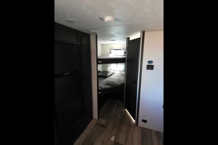 2022 KZ 27 Foot Camper