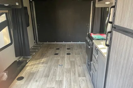 Daniel's Genesis Supreme Rv Supreme Toyhauler Toy Hauler