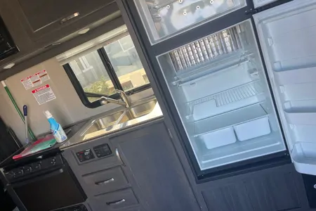 Daniel's Genesis Supreme Rv Supreme Toyhauler Toy Hauler