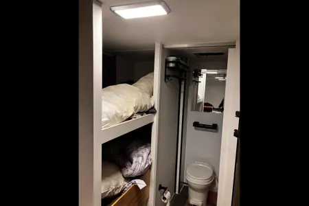 Rachel's R-Vision Crossover Travel Trailer