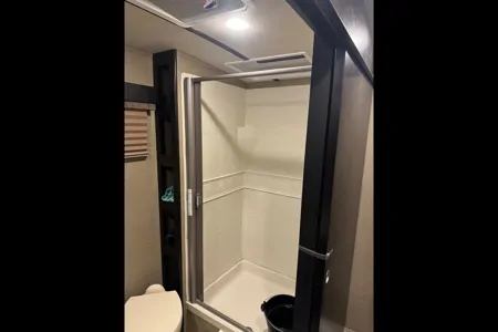 Jordan's Grand Design Imagine Travel Trailer
