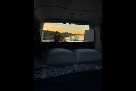 Sin Fronteras Campervan