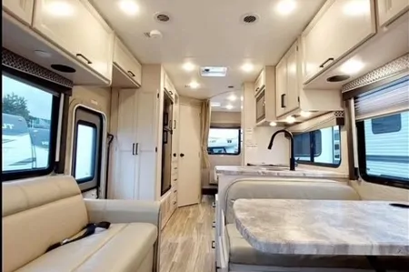 Emily's Thor Motor Coach Four winds Class C