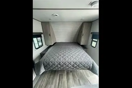 Meet "Wade" - Keystone Passport Sl series Travel Trailer