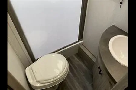 Meet "Wade" - Keystone Passport Sl series Travel Trailer