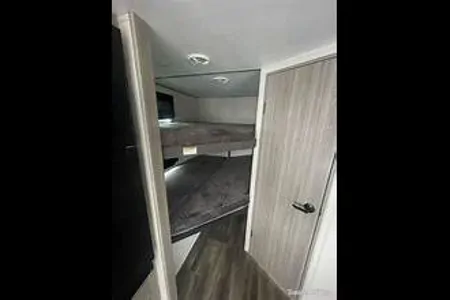 Meet "Wade" - Keystone Passport Sl series Travel Trailer