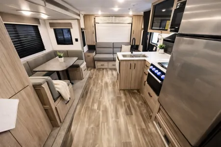 Meet "Wade" - Keystone Passport Sl series Travel Trailer