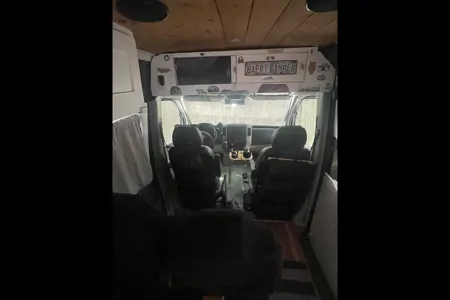 Sight Seeing Family Camper