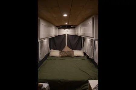 Sight Seeing Family Camper