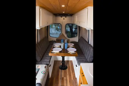 Sight Seeing Family Camper