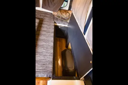 Sight Seeing Family Camper