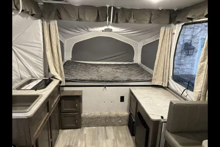 Pop-up that sleeps the whole family under 3300 lbs