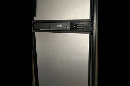 Chris's Coleman 2605 Travel Trailer