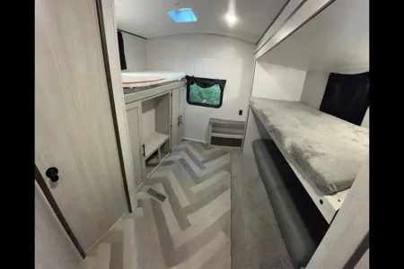 Mike's Crossroads Zinger Travel Trailer