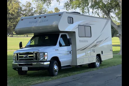 Ryker's Winnebago Minnie Winnie 2018