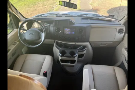 Ryker's Winnebago Minnie Winnie 2018