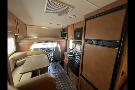 Ryker's Winnebago Minnie Winnie 2018